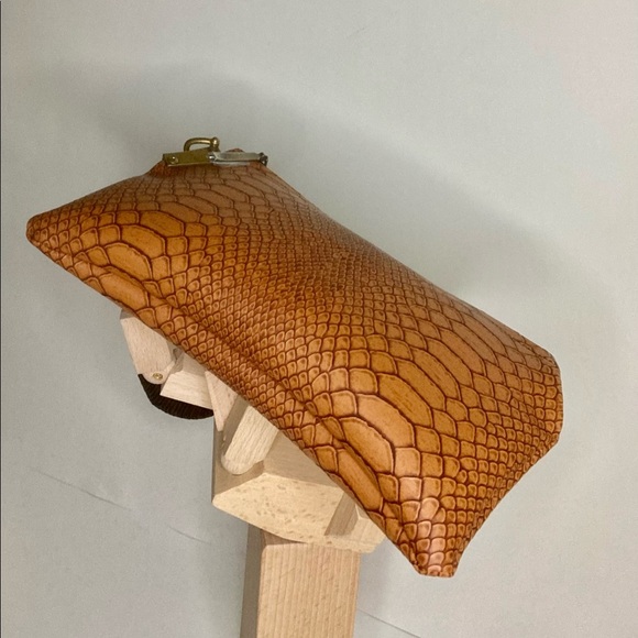 HandBag Mistress Vegan Leather Python Clutch Detachable Strap Brisbane Made - Picture 3 of 8